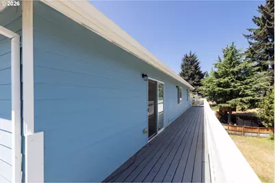 938 Hood View Ct, Hood River, OR 97031 - Photo 43