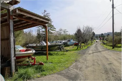 515 Rugh Ln, Lakeside, OR 97449 - Photo 37