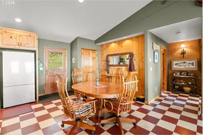 47970 Highway 31, Summer Lake, OR 97640 - Photo 13