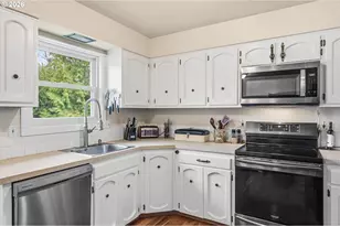 2024 SE Spruce Ave, Gresham, OR 97080 - Photo 13