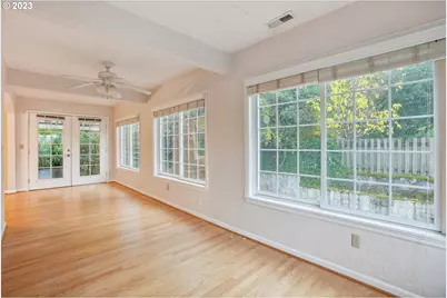 350 NE 61st Ave, Portland, OR 97213 - Photo 7