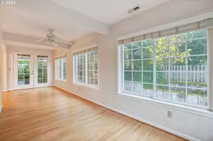 350 NE 61st Ave, Portland, OR 97213 - Photo 7