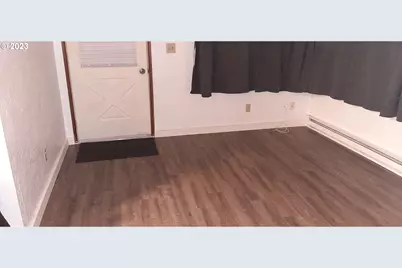 350 NE 61st Ave, Portland, OR 97213 - Photo 37