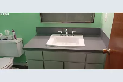 350 NE 61st Ave, Portland, OR 97213 - Photo 39