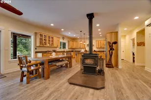 36 Lonesome Pines Dr, Trout Lake, WA 98650 - Photo 3