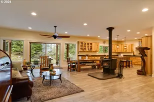 36 Lonesome Pines Dr, Trout Lake, WA 98650 - Photo 15