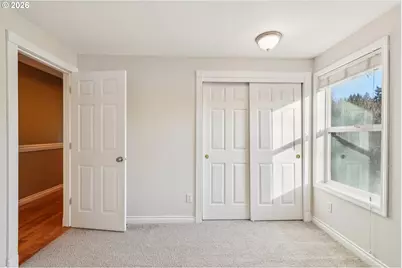 5966 Frost Ln, Lake Oswego, OR 97035 - Photo 25