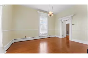 812 E 2nd St, Coquille, OR 97423 - Photo 17