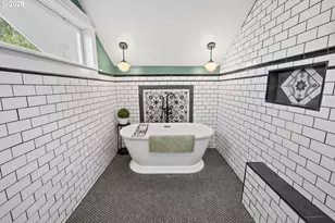 538 McClure Ave, Astoria, OR 97103 - Photo 35