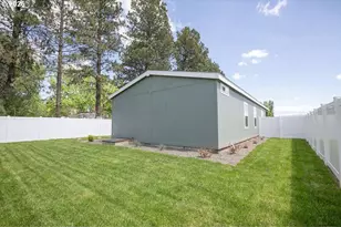 3111 Q Ave, La Grande, OR 97850 - Photo 9