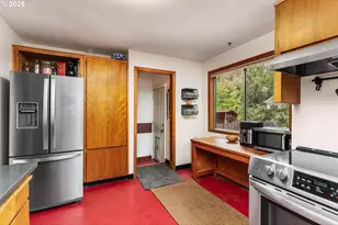245 SE 108th Ave, Portland, OR 97216 - Photo 15