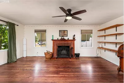 245 SE 108th Ave, Portland, OR 97216 - Photo 7