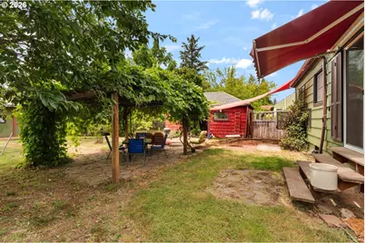 245 SE 108th Ave, Portland, OR 97216 - Photo 35