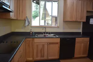 25811 Siuslaw River Rd, Lorane, OR 97451 - Photo 9