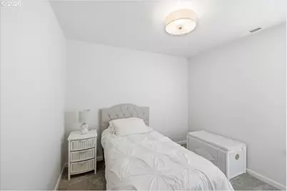 2046 SE Academy St, Dallas, OR 97338 - Photo 29