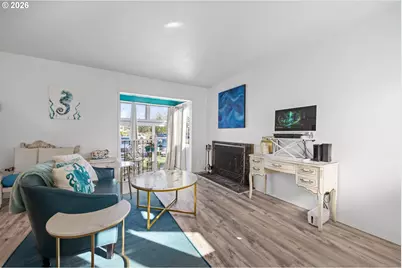 320 NE Skipanon Dr, Warrenton, OR 97146 - Photo 11