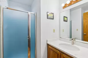 2259 SE Lindenbrook Ct, Milwaukie, OR 97222 - Photo 23