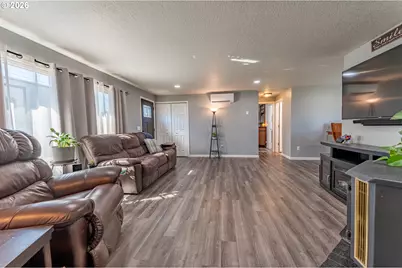 1654 Carlisle Ln, Myrtle Point, OR 97458 - Photo 11