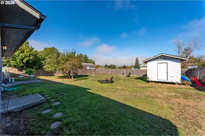 1654 Carlisle Ln, Myrtle Point, OR 97458 - Photo 31
