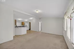 93736 Bay Park Ln, Coos Bay, OR 97420 - Photo 9