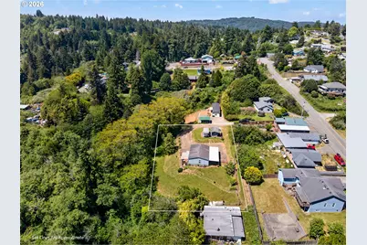 93736 Bay Park Ln, Coos Bay, OR 97420 - Photo 35