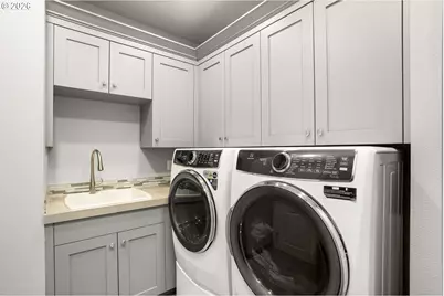 2126 Wembley Pl, Lake Oswego, OR 97034 - Photo 33