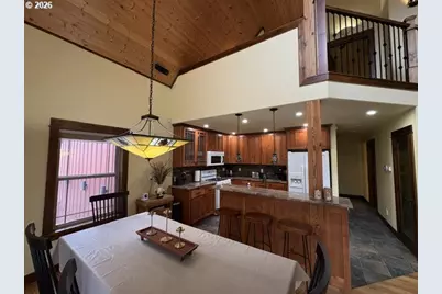 141245 Red Cone Dr, Crescent Lake, OR 97733 - Photo 7