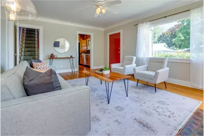 405 SE 85th Ave, Portland, OR 97216 - Photo 5