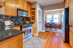 405 SE 85th Ave, Portland, OR 97216 - Photo 9