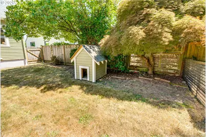 405 SE 85th Ave, Portland, OR 97216 - Photo 29