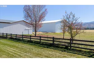 11288 SW Highway 126, Powell Butte, OR 97753 - Photo 45
