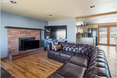 11288 SW Highway 126, Powell Butte, OR 97753 - Photo 17