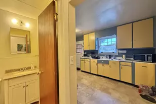 210 NW Canton St, John Day, OR 97845 - Photo 29