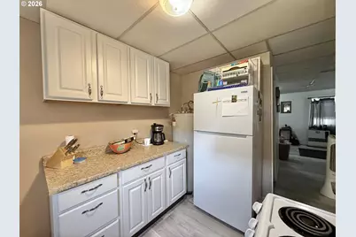 210 NW Canton St, John Day, OR 97845 - Photo 19