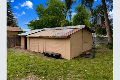 102 Lake Ave, La Grande, OR 97850 - Photo 17