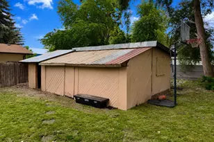 102 Lake Ave, La Grande, OR 97850 - Photo 17