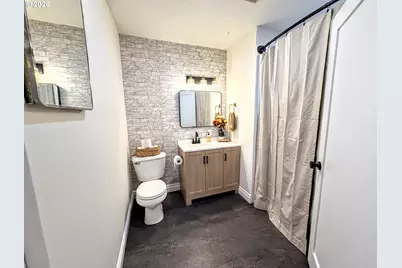 102 Lake Ave, La Grande, OR 97850 - Photo 11