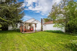 300 21st St, Springfield, OR 97477 - Photo 27