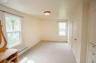 300 21st St, Springfield, OR 97477 - Photo 15