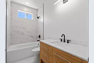 7192 SE Woodward St #4, Portland, OR 97206 - Photo 9