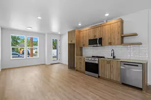 7192 SE Woodward St, Portland, OR 97206 - Photo 3