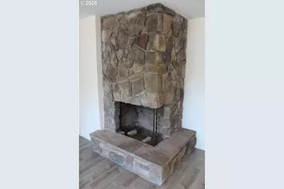 4942 NE Oak Park Dr, Salem, OR 97305 - Photo 7