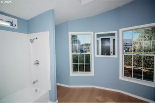 338 Archie St, Eugene, OR 97402 - Photo 11