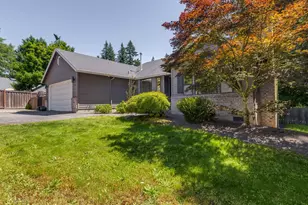 8131 SW 56th Ave, Portland, OR 97219 - Photo 3