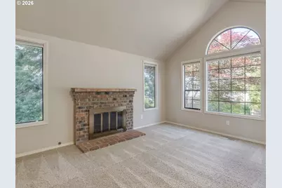 8131 SW 56th Ave, Portland, OR 97219 - Photo 5