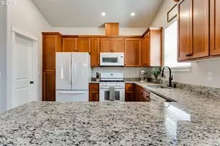 5427 King Arthur Ct, Eugene, OR 97402 - Photo 7