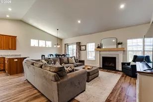 5427 King Arthur Ct, Eugene, OR 97402 - Photo 5