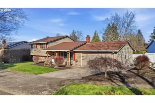 3820 SE Stott Cir, Troutdale, OR 97060 - Photo 3