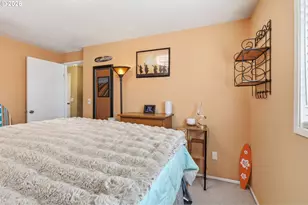 3820 SE Stott Cir, Troutdale, OR 97060 - Photo 23