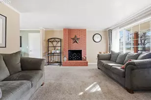 3820 SE Stott Cir, Troutdale, OR 97060 - Photo 11